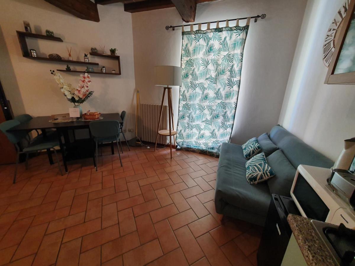 Mentana 14 Apartment Парма Екстериор снимка