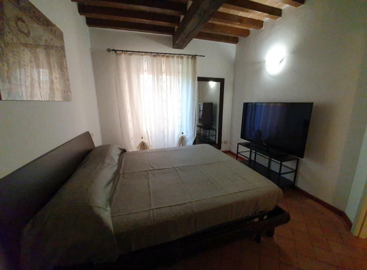 Mentana 14 Apartment Парма Екстериор снимка